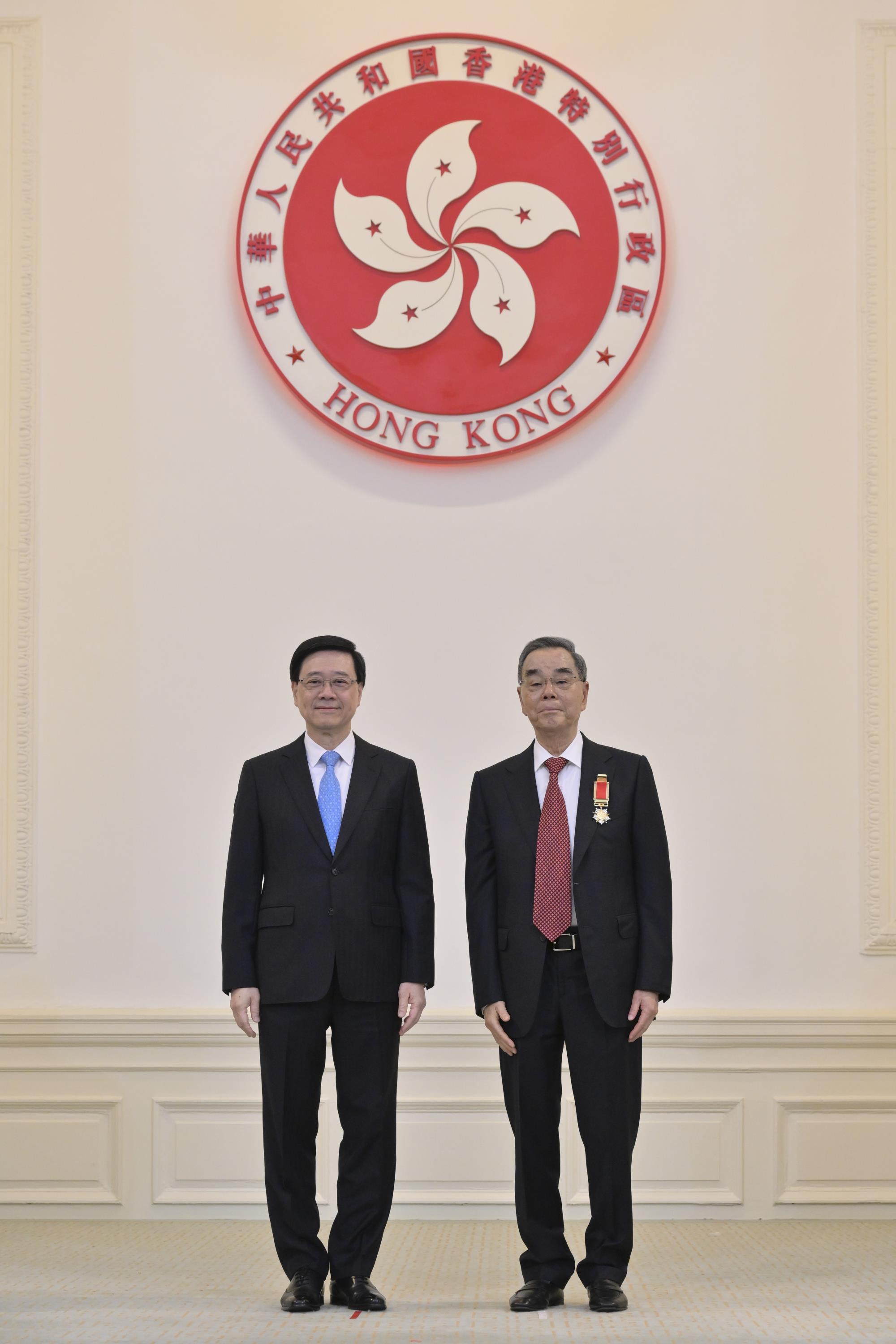 2024年，林树哲先生获颁大紫荆勋章.jpg